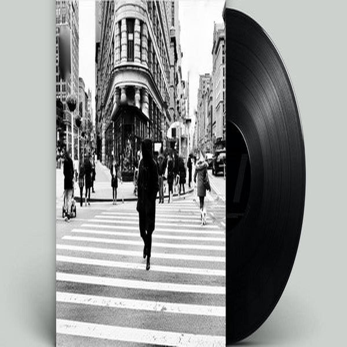 Black one | Mint (M) Mint (M) – – AMBIENT *SEALED*