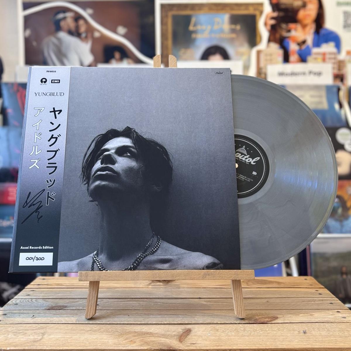 Yungblud Idols Vinyl LP Signed  Obi Edition Supermoon Silver Colour 2025