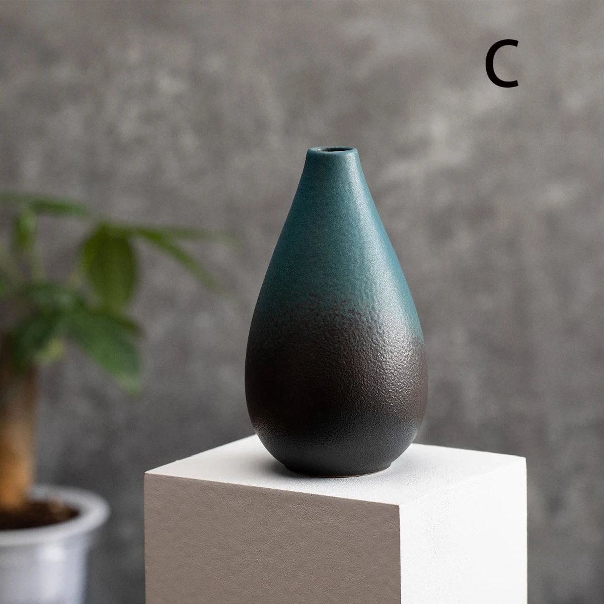 Small Ceramic Vase for Flowers Plants, Matte Vases for Modern Table Shelf Home Decor Wedding Frosted Elegant Ceramic Vase - 02-C