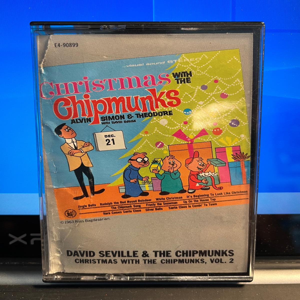 Christmas With The Chipmunks, Vol. 2 *CASSETTE* | Near Mint (NM) Very Good (VG) - - HOLIDAY / USED *NEAR MINT*