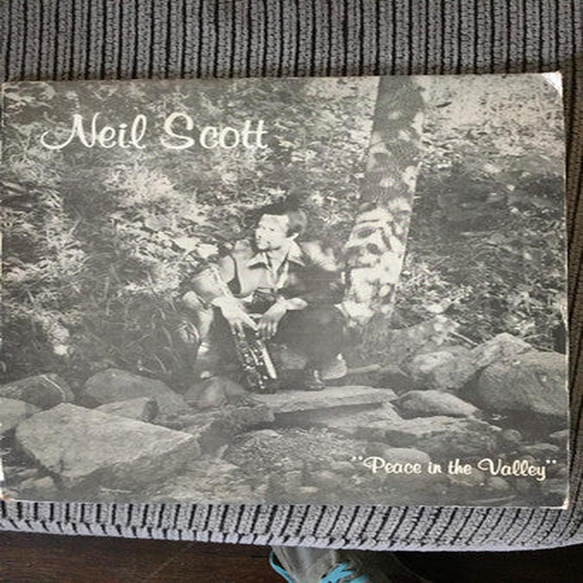 Neil Scott (6) - Peace In The Valley (LP, Album) (VG+)